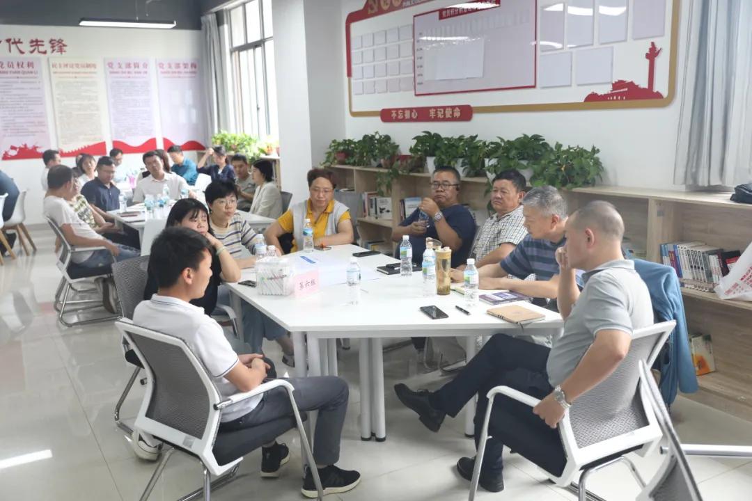 强师赋能 蓄力前行——2026世界杯官网开展2024年春季学期全体教职工培训与管理干部培训
